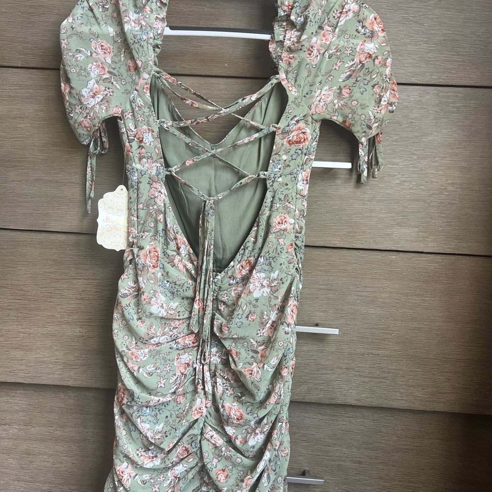 Olive green floral dress brand new with tag size XS NEVER WORN: Altr’d state